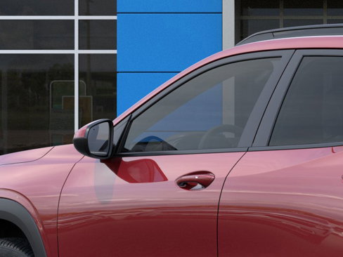 New 2025 Chevrolet Trax LT w/ Sunroof Package image 14