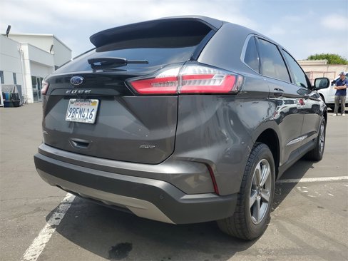 Used 2022 Ford Edge SEL w/ Convenience Package image 4