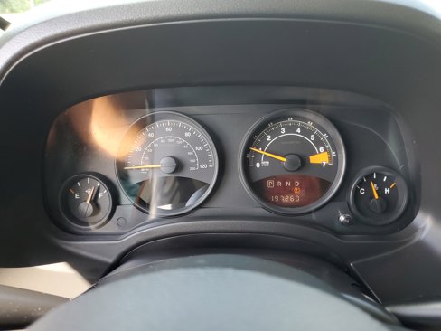 Used 2014 Jeep Patriot Sport image 17