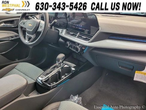 New 2025 Chevrolet Trax LT w/ LT Convenience Package image 17
