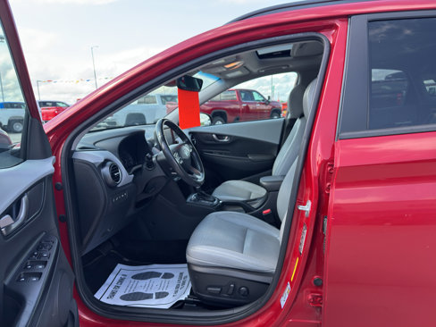 Used 2021 Hyundai Kona Ultimate image 11