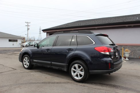 Used 2013 Subaru Outback 2.5i Premium image 10