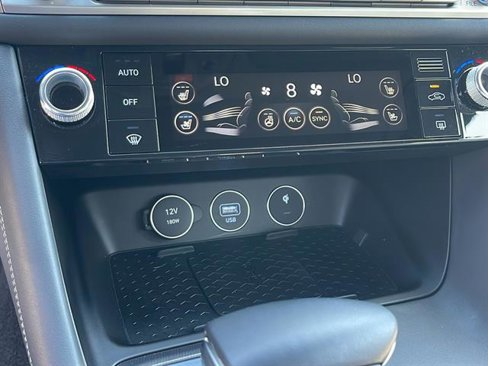 Used 2025 Genesis G70 3.3T Advanced w/ Sport Prestige Package image 21