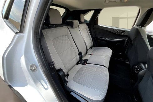 Used 2022 Ford Escape SE image 25