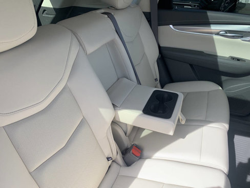 Used 2022 Cadillac XT5 Premium Luxury image 31
