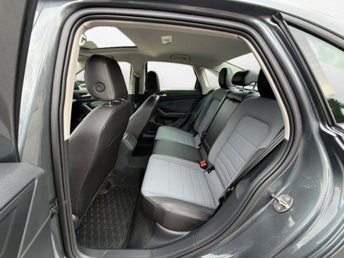 New 2026 Volkswagen Jetta SE image 13