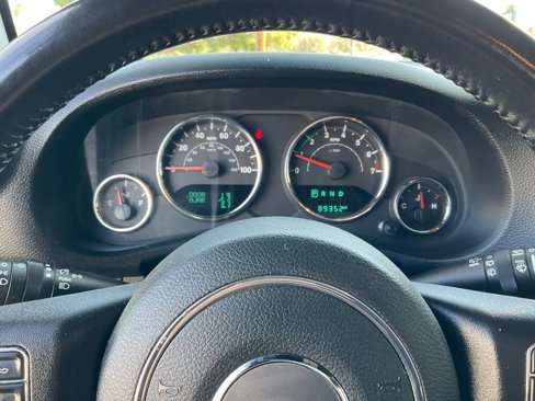 Used 2018 Jeep Wrangler Unlimited Sport S image 60