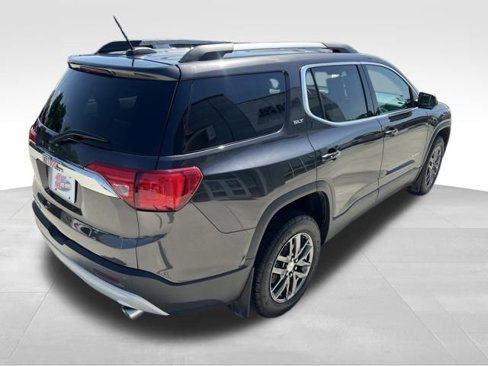 Used 2018 GMC Acadia SLT image 10
