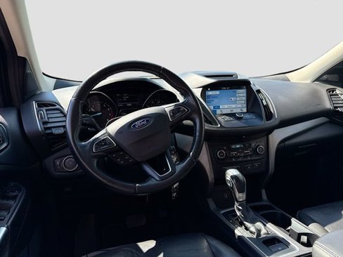 Used 2018 Ford Escape SEL image 22