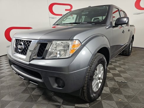 Used 2017 Nissan Frontier SV image 3