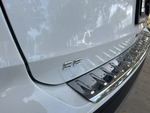 Used 2023 Volkswagen Taos SE image 17