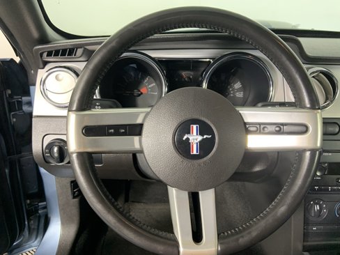 Used 2007 Ford Mustang Premium image 10