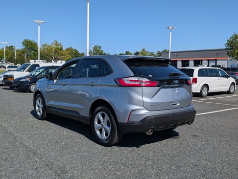 Certified 2020 Ford Edge SE image 5