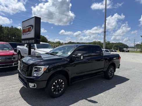 Used 2018 Nissan Titan PRO-4X w/ Pro-4x Convenience Package image 1