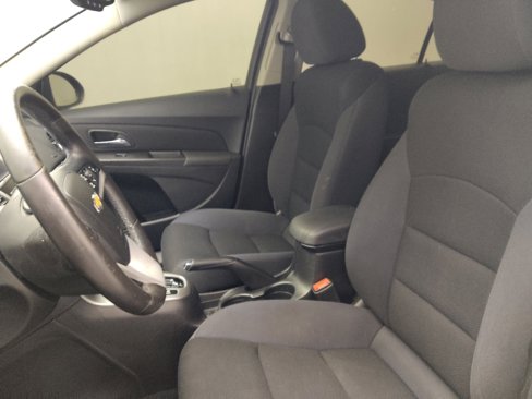 Used 2014 Chevrolet Cruze LT image 17