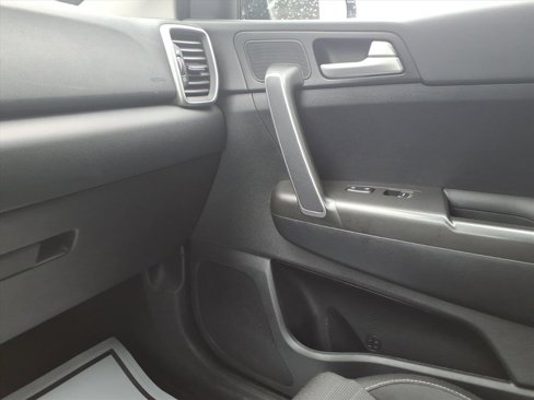 Used 2022 Kia Sportage LX w/ LX AWD Value Edition Package image 28