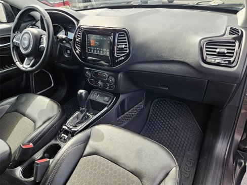Used 2021 Jeep Compass Latitude image 34