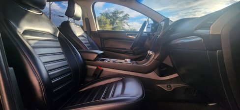 Used 2024 Ford Edge SEL image 19