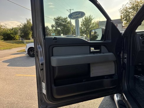 Used 2012 Ford F150 XLT w/ XLT Chrome Pkg image 17