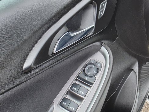 Used 2023 Chevrolet Malibu LT image 27