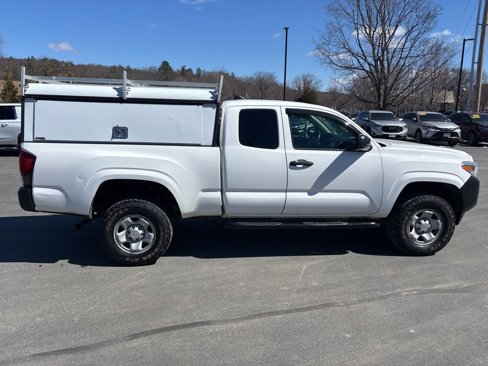 Used 2019 Toyota Tacoma SR image 6