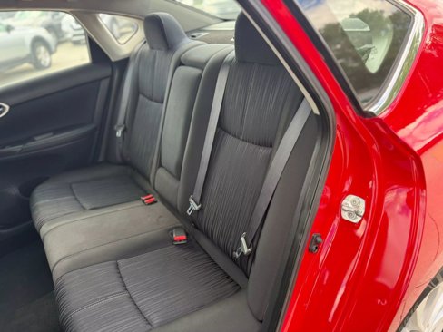 Used 2018 Nissan Sentra SV image 19