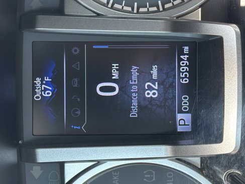 Used 2020 Toyota Tacoma Limited image 43