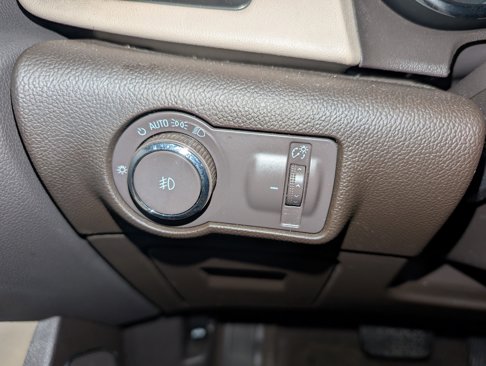 Used 2015 Buick Verano Leather w/ Experience Buick Package image 41