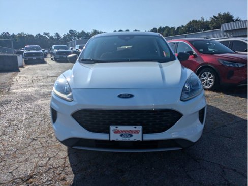 Certified 2022 Ford Escape SE w/ Cold Weather Package image 3