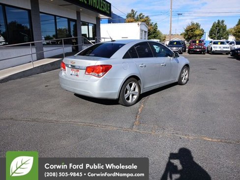 Used 2014 Chevrolet Cruze LT image 9