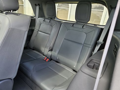 Certified 2020 Lincoln Aviator Reserve w/ Equipment Group 201A image 6
