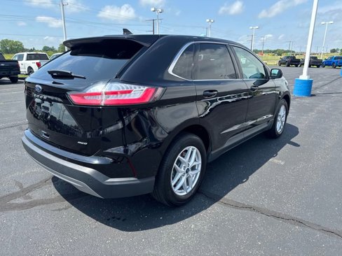 Used 2022 Ford Edge SEL image 5