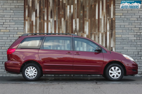 Used 2007 Toyota Sienna CE image 8