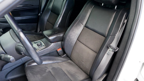 Used 2020 Jeep Grand Cherokee Altitude image 24