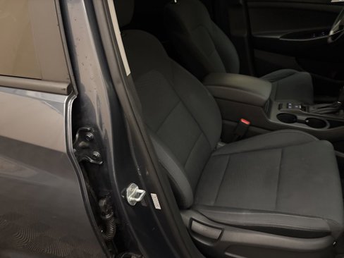 Used 2020 Hyundai Tucson SE image 21