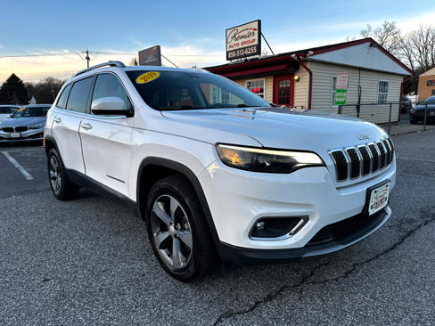 Used 2019 Jeep Cherokee Limited image 3