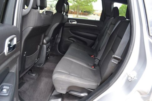 Used 2018 Jeep Grand Cherokee Laredo image 31