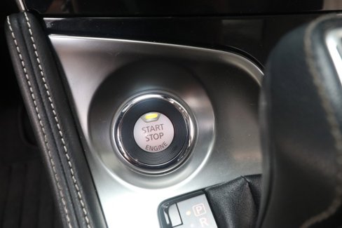Used 2018 Nissan Maxima Platinum image 32