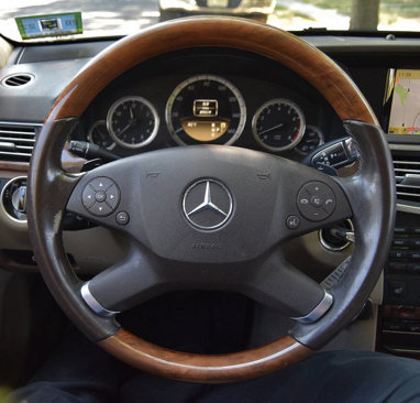 Used 2012 Mercedes-Benz E 350 4MATIC Sedan image 19