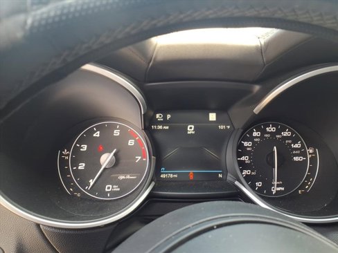 Used 2022 Alfa Romeo Stelvio Veloce image 26