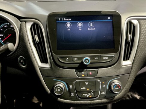 Used 2023 Chevrolet Malibu LS image 26