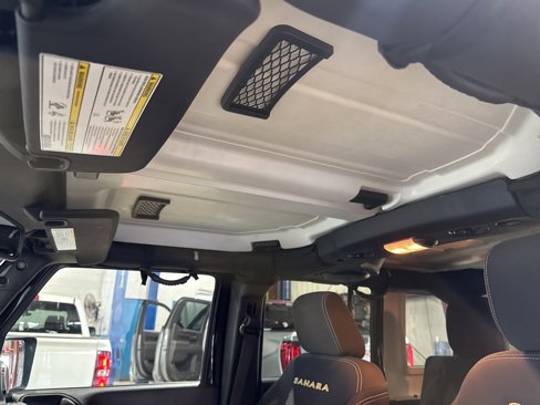Used 2013 Jeep Wrangler Unlimited Sahara w/ Connectivity Group image 14
