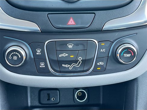 Used 2018 Chevrolet Equinox LS image 15