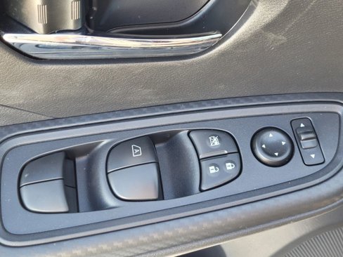 New 2025 Nissan Versa SV w/ Trunk Package image 13