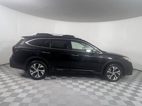 Used 2022 Subaru Outback Touring XT image 8