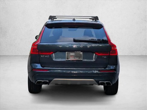 Used 2019 Volvo XC60 T6 Momentum w/ Protection Package Premier image 7