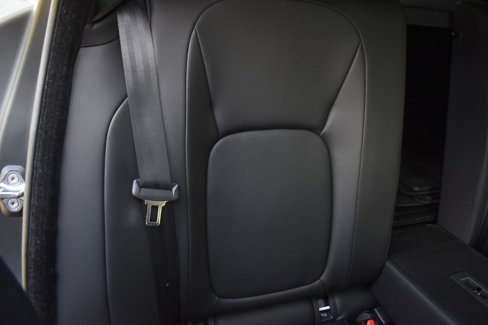 Used 2018 Jaguar F-PACE Premium image 40