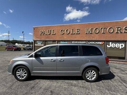 Used 2019 Dodge Grand Caravan SXT image 8