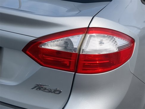 Used 2016 Ford Fiesta S image 8