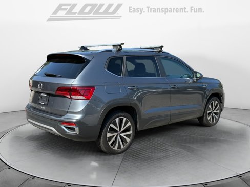 Used 2023 Volkswagen Taos SE image 8